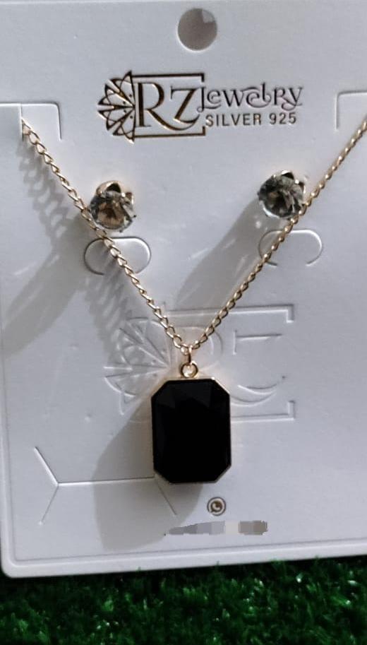 Pendant Set